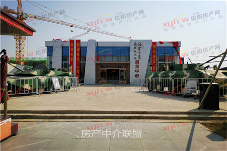 龙都幸福家园精装复试，五室三厅三卫拎包入住可超值议价